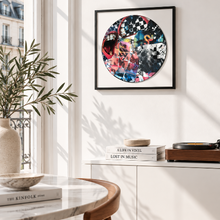 Charger l'image dans la galerie, Mouthful of Static – Affiche artistique encadrée | Art sur vinyle - mockup

