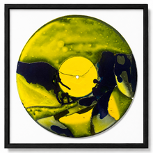 Charger l'image dans la galerie, TRACK09_SolarPulse mockup
