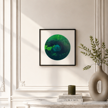 Charger l'image dans la galerie, Emerald Forest – Affiche artistique encadrée | Art sur vinyle - mockup 4
